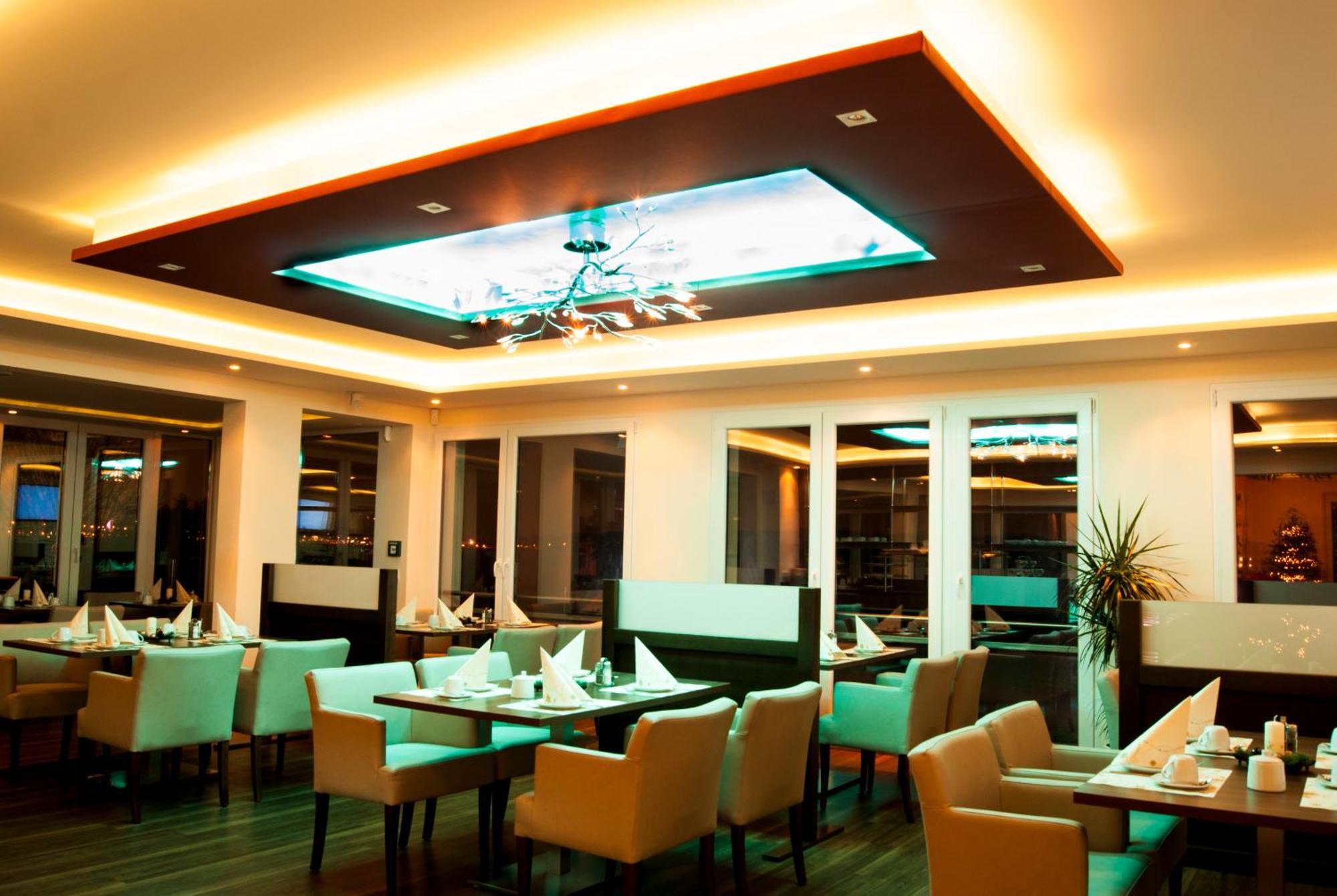 Hotel Warnow Ρόστοκ Εξωτερικό φωτογραφία