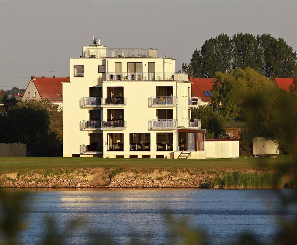 Hotel Warnow Ρόστοκ Εξωτερικό φωτογραφία
